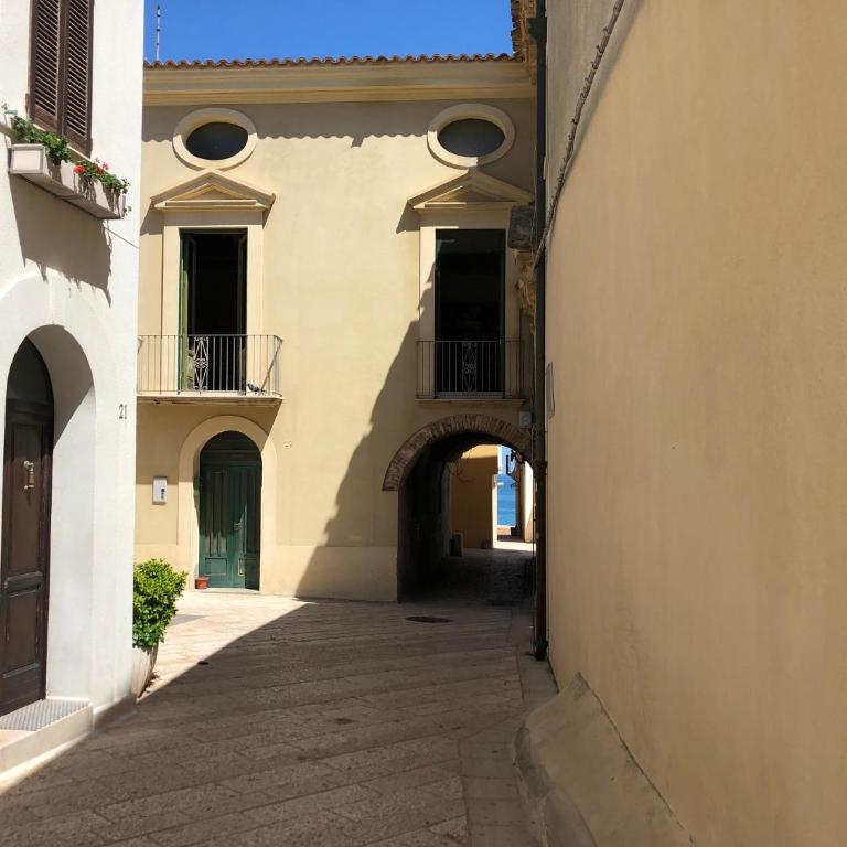 Via Ruffini 1 - Appartamento con 1 Camera da Letto - 28