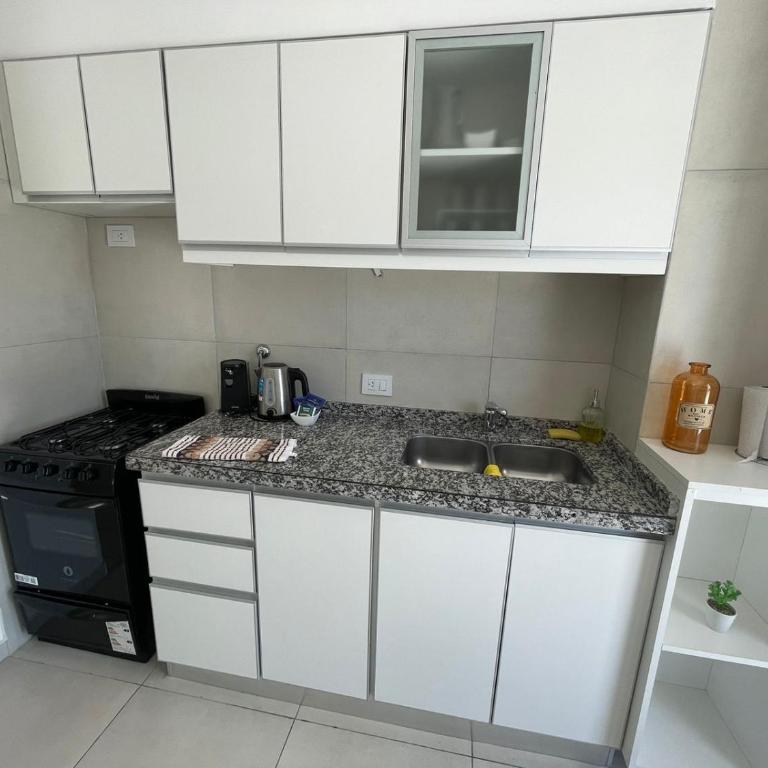 Dpto nuevo Centro Cochera super Balcón Asador - Apartamento de 2 dormitorios - 17