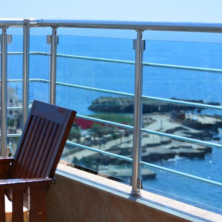 Buskovic Bella Vista - Deluxe Family Suite - 1