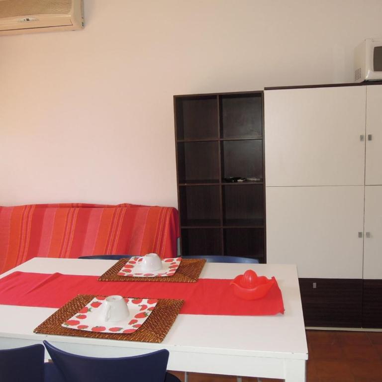 Cozy flat in a residence with 2 pools - Beahost - Appartamento - 6