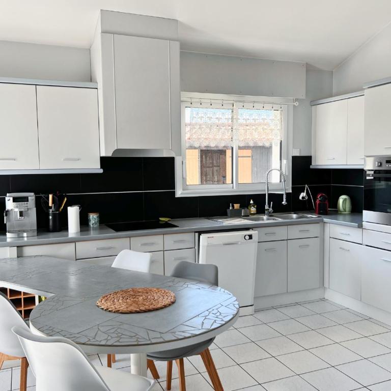 La Villa Capucine - Villa avec Piscine Privée - 4