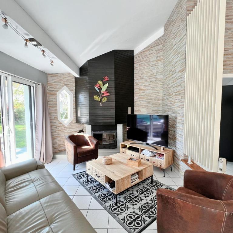 La Villa Capucine - Villa avec Piscine Privée - 16