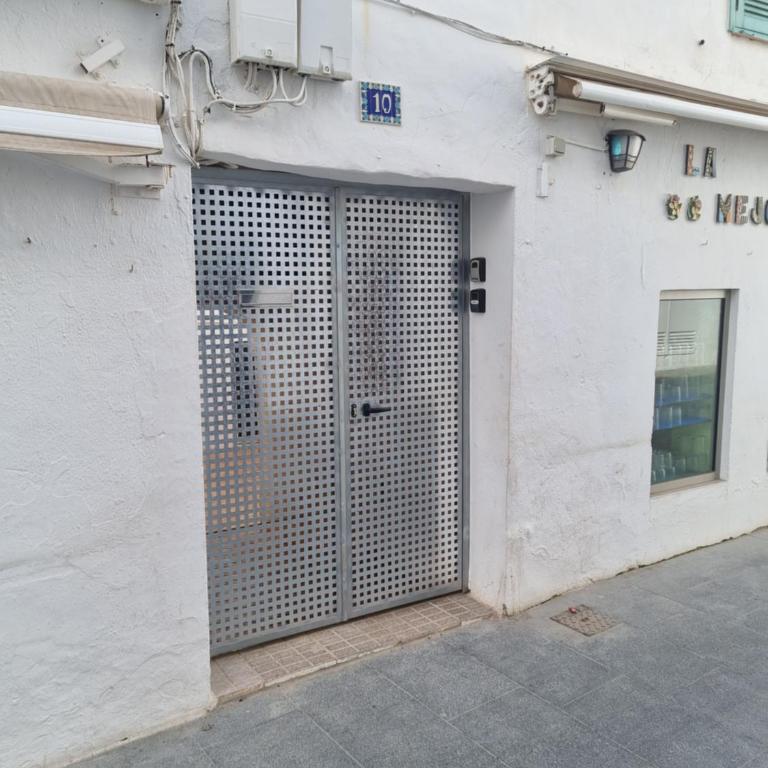 LUANTO - Two-Bedroom Apartment - 7