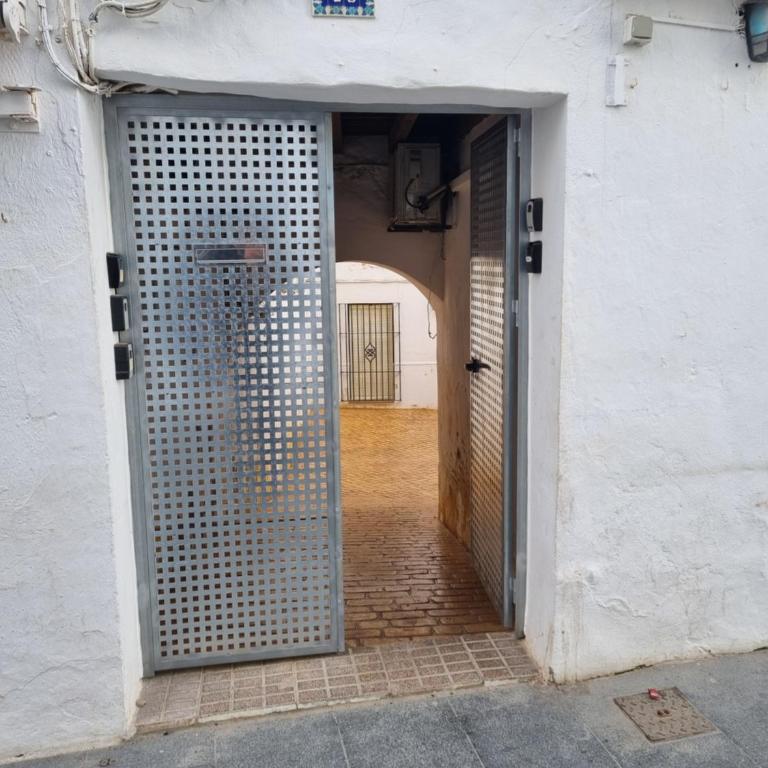 LUANTO - Two-Bedroom Apartment - 10