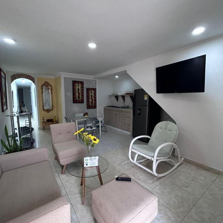 3CB-1 APARTAMENTO DE 3 ALCOBAS EN EL CENTRO HISTORICO CON AIRE ACONDICIONADO Y WIFI - Three-Bedroom Apartment - 5