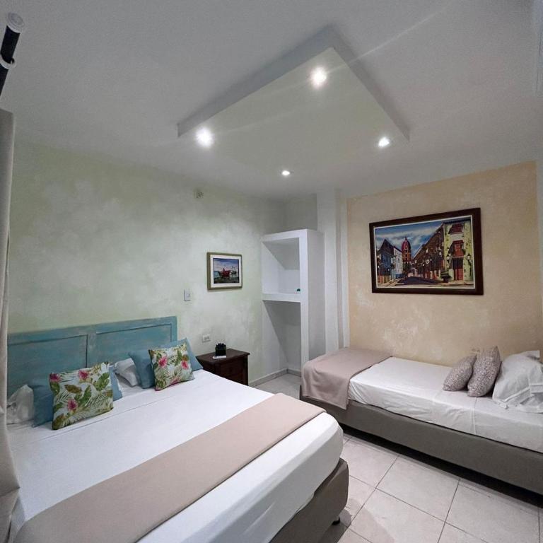 3CB-1 APARTAMENTO DE 3 ALCOBAS EN EL CENTRO HISTORICO CON AIRE ACONDICIONADO Y WIFI - Three-Bedroom Apartment - 25