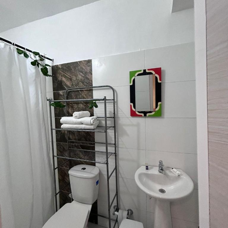 3CB-1 APARTAMENTO DE 3 ALCOBAS EN EL CENTRO HISTORICO CON AIRE ACONDICIONADO Y WIFI - Three-Bedroom Apartment - 27