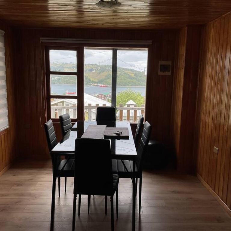 Casa vista canal Dalcahue - Four-Bedroom House - 7