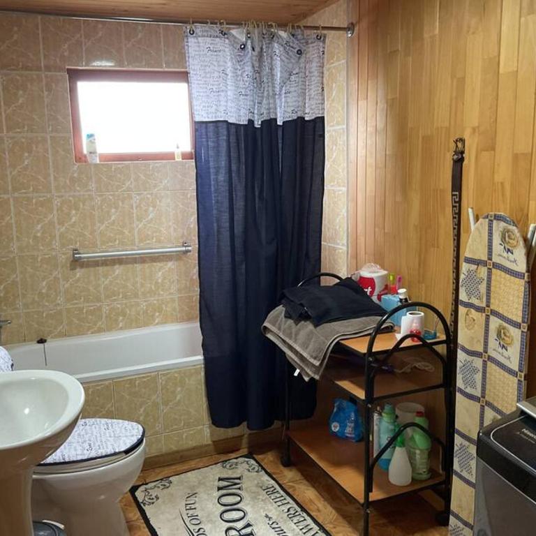 Casa vista canal Dalcahue - Four-Bedroom House - 17