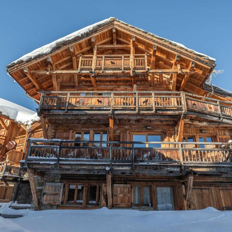 Chalet skis aux pieds avec spa, animaux admis, parking - Chalet 3 Chambres - 3
