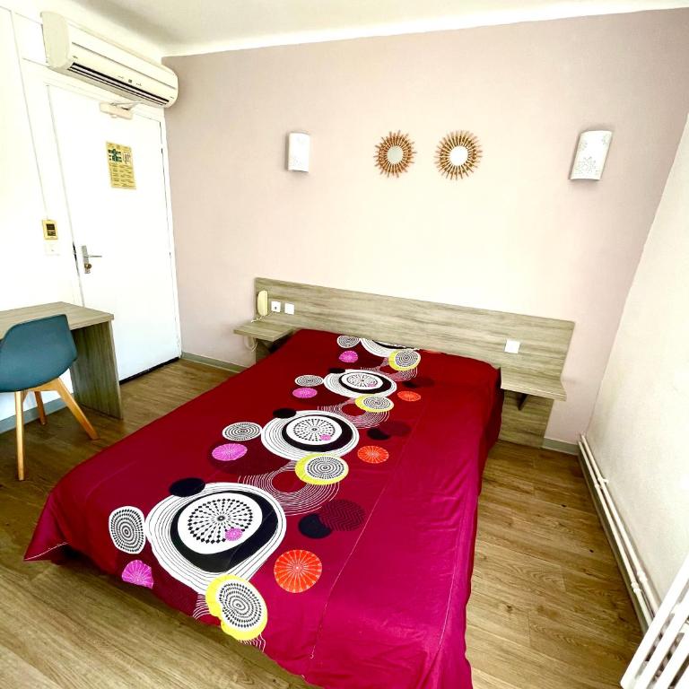Hôtel Colisée-Verdun Centre Gare Saint-Roch - Chambre Double avec Toilettes Communes - 1