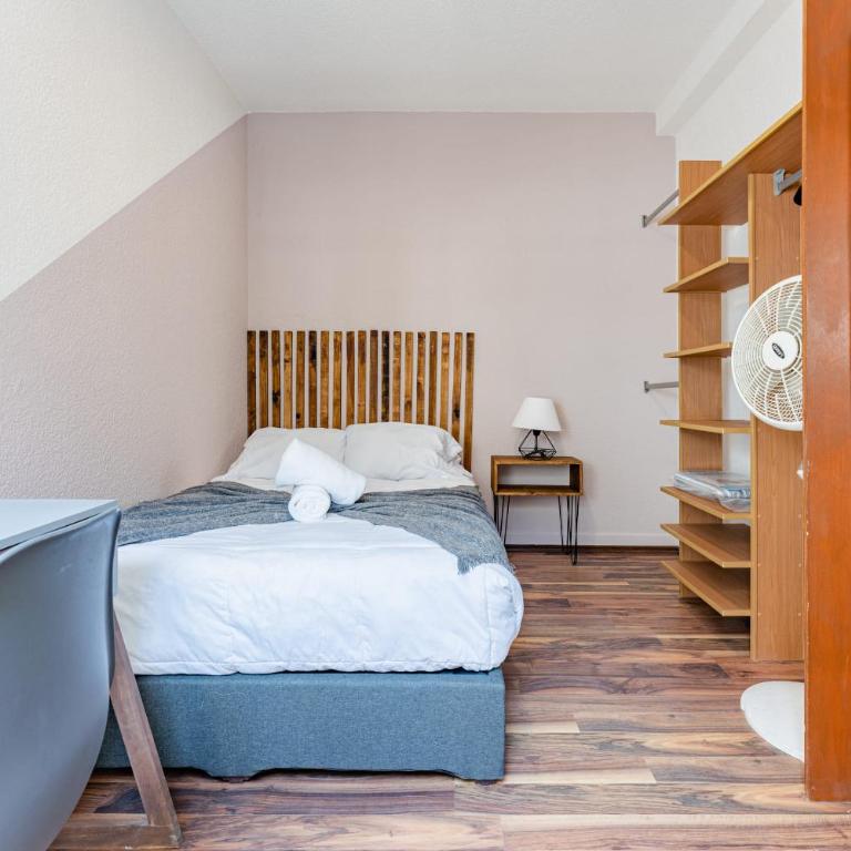 Santa Ma la Ribera Lofts by VH - Two-Bedroom Apartment - 15