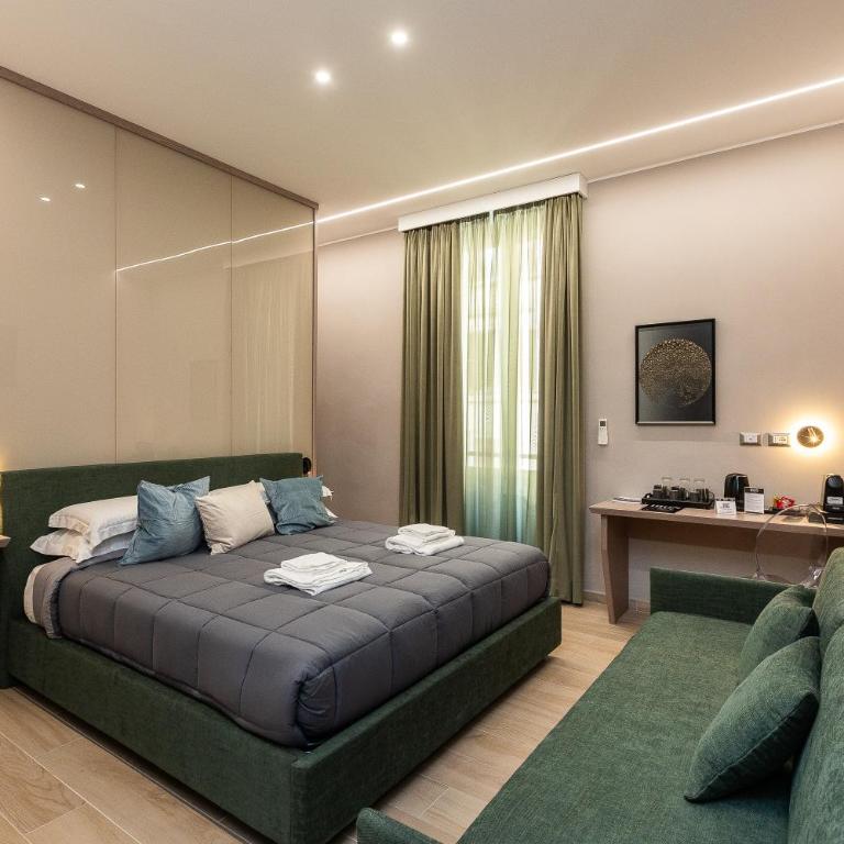 IRON Luxury Rooms - Camera Tripla Basic - 2