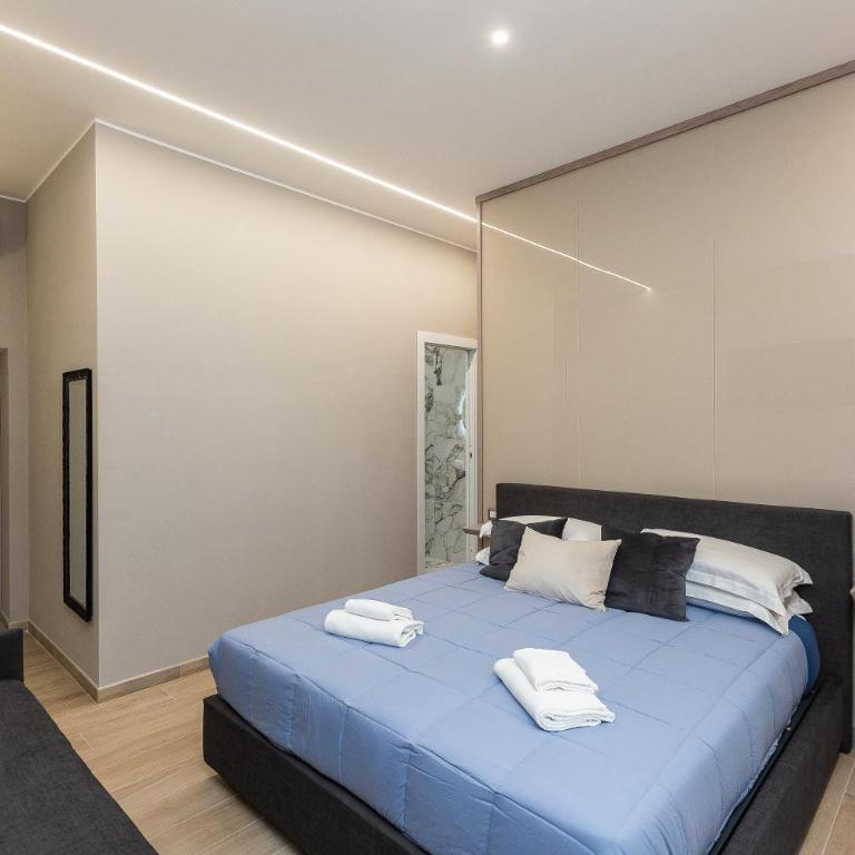 IRON Luxury Rooms - Camera Tripla Classic - 7