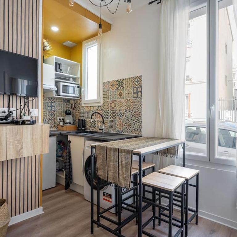TinyÉbène*Paris/Stade de France - One-Bedroom Apartment - 6