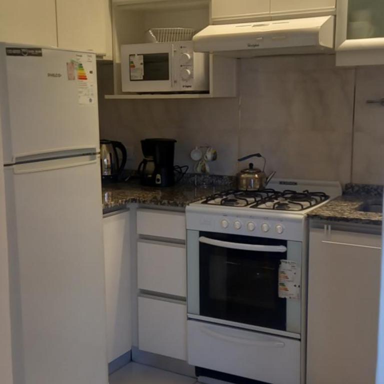Playa Grande 2 ambientes en Peña y Alem, solo familias y parejas - Apartamento de 1 dormitorio - 10