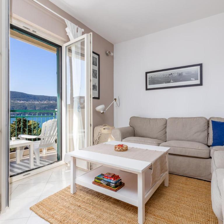 Lula la land (4 adults or family) - Two-Bedroom Apartment - 6