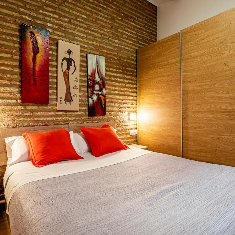 Flats Piera Valencia Center - Two-Bedroom Apartment with Terrace - 54