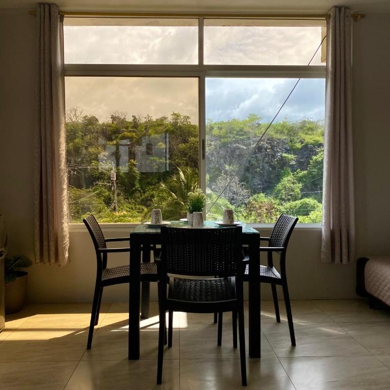 Suite Raya - One-Bedroom Apartment - 1