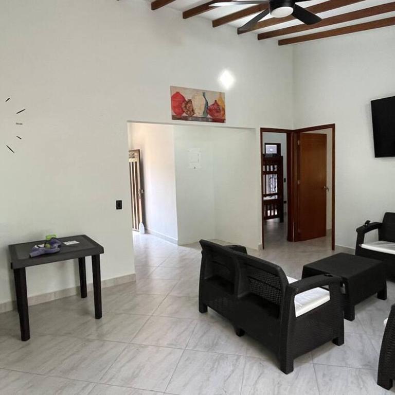 Finca Maribet - Three-Bedroom House - 16