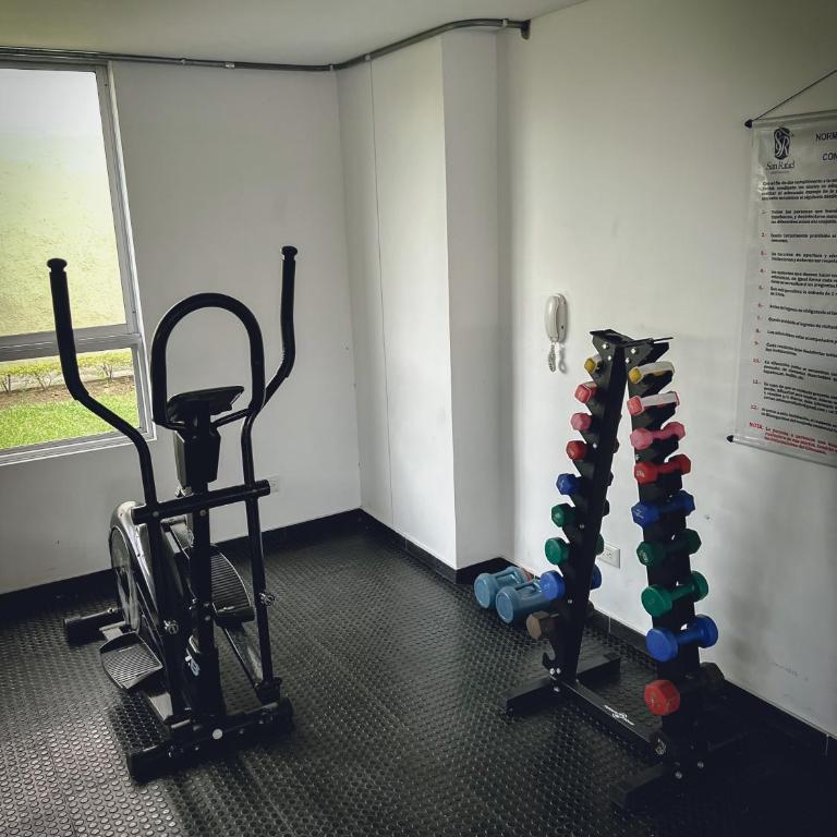 San Rafael yellow Lindo apto al sur de cali - Three-Bedroom Apartment - 7