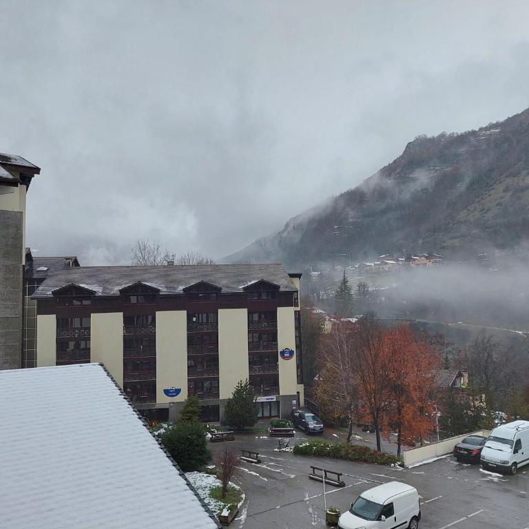 Brides-les-Bains : Studio 4 pers, balcon Ouest, parking, animaux admis - Studio - 9