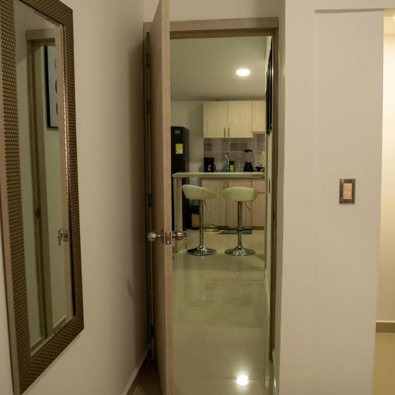 Sur de Cali en el Limonar - Two-Bedroom Apartment - 16