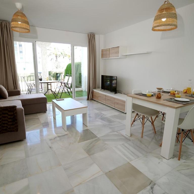 Sunstay Relax Rio Marina Beach Nerja - Apartamento con vistas a la piscina - 16