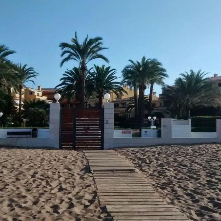 Apartamento Primera Linea de Playa. DENIA - Two-Bedroom Apartment - 22