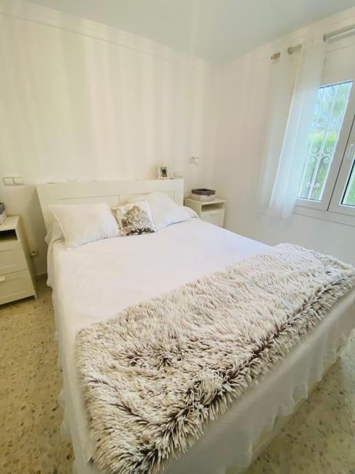 Impresionante Villa con piscina climatizada - OLIVA NOVA - Villa de 2 dormitorios - 13