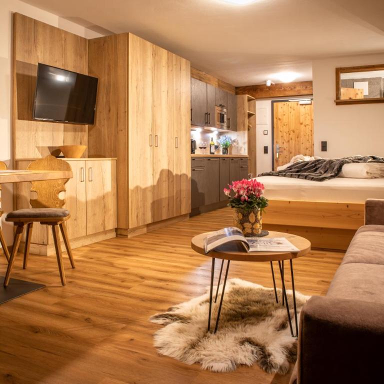 Brunnenhof Oberstdorf - Ferienwohnungen mit Hotel Service - Standard Studio - 4
