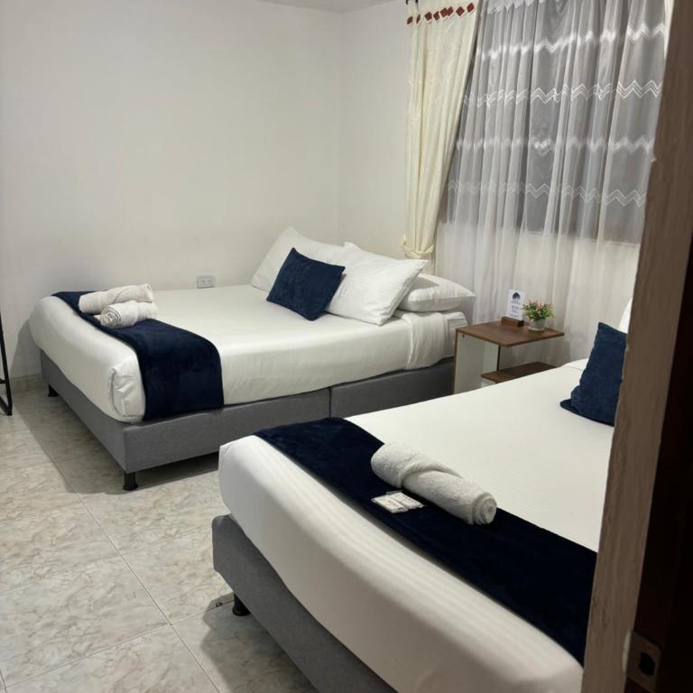 Merak Hostel - Triple Room with Private Bathroom - 1