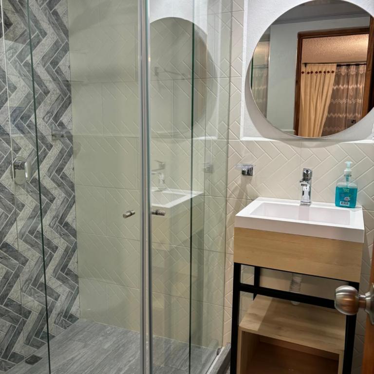 Merak Hostel - Triple Room with Private Bathroom - 4