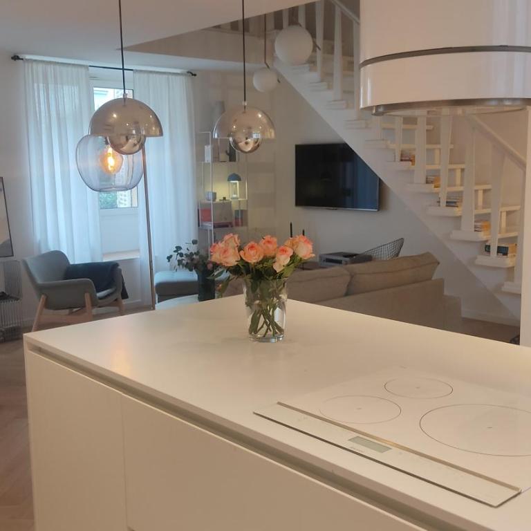 Superbe 3 pièces moderne proche vieux port et palais des festivals à 50 m des plages - Appartement Supérieur - 1