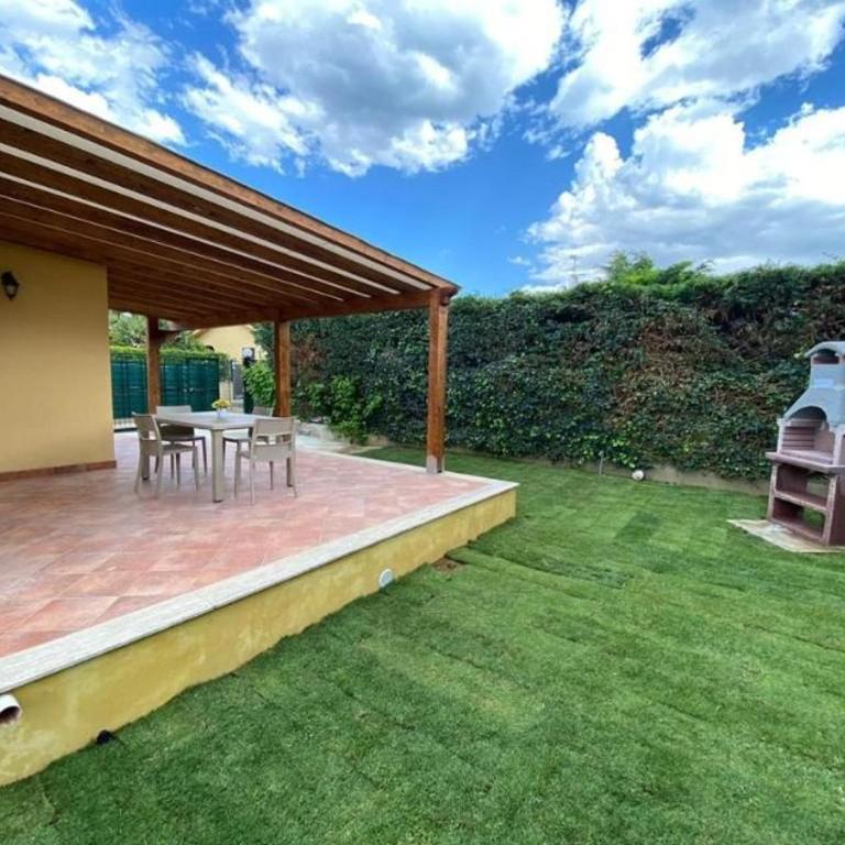 Villa indipendente le coccinelle beach mare piscina a 250 mt dal mare con servizio di piscina a 400 mt 12 k da Cefalu - Maison 3 Chambres - 6
