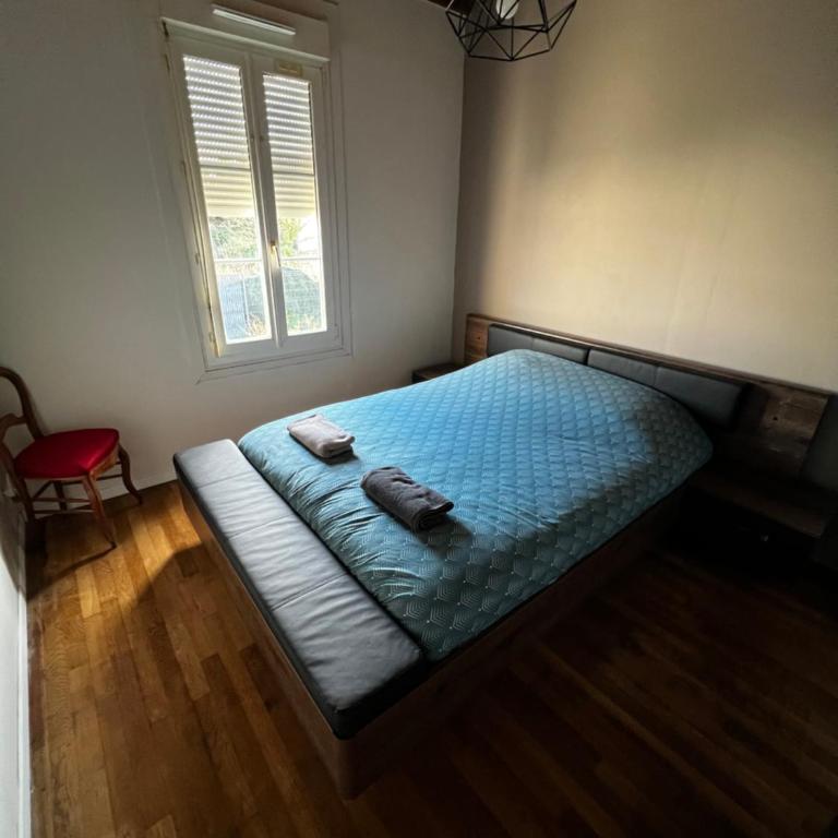 Maison chaleureuse avec jardin - Maison 4 Chambres - 21