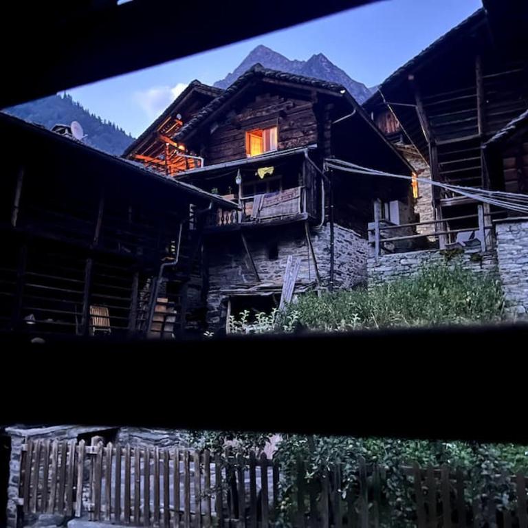 Alloggio in antica frazione Walser - Appartamento con 2 Camere da Letto - 7