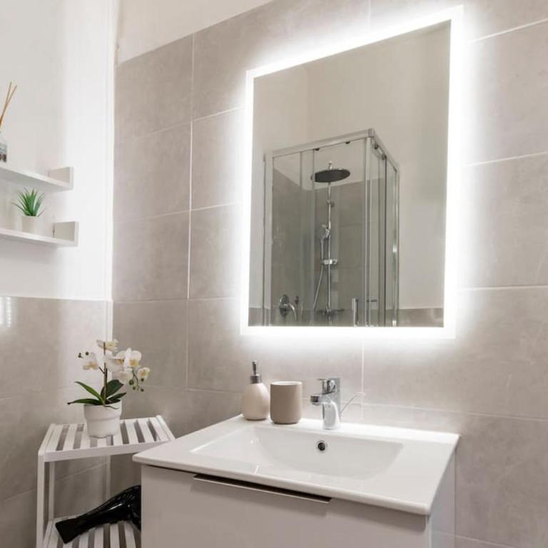 [Centro] Deluxe Suite con Wi-Fi e Netflix - One-Bedroom Apartment - 12
