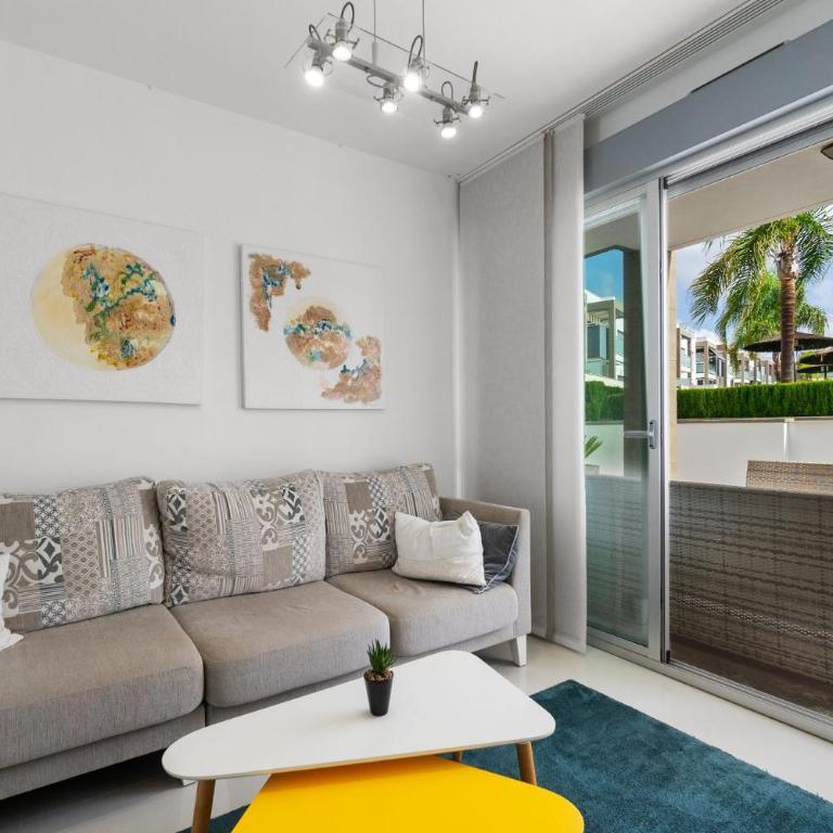 Apto. Residencial - Luxury - Wifi - SPA - Torrevieja - Orihuela Costa - Two-Bedroom Apartment - 3