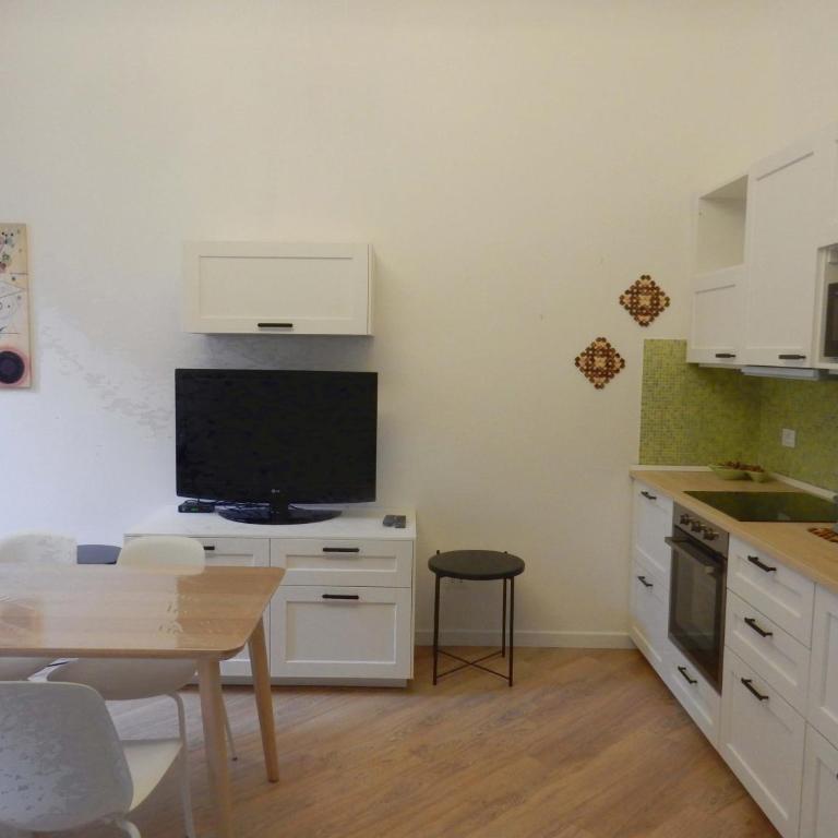 Michelangelo Home - Appartamento con 2 Camere da Letto - 3