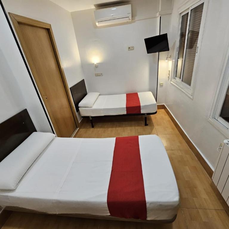 Hostal Las Vegas - Camera Doppia con Letti Singoli - 21