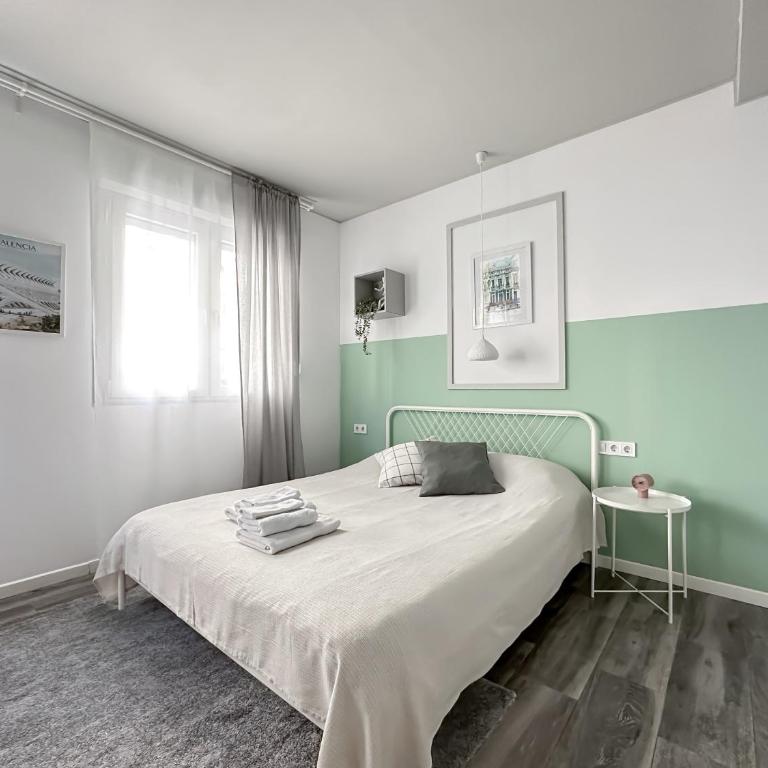 Budget Inn - Studio Apartment - 9
