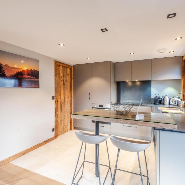 Superbe duplex rénové avec 3 chambres et garage double, au centre de Morzine - FR-1-754-11 - Apartment - 6