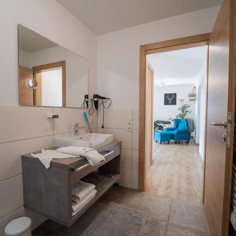 Haus Faninger - summercard inclusive - Apartment mit 1 Schlafzimmer und Balkon - 13