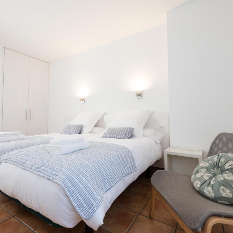 Hostal el Ranxo - Habitación Doble con baño privado - 2 camas - 3
