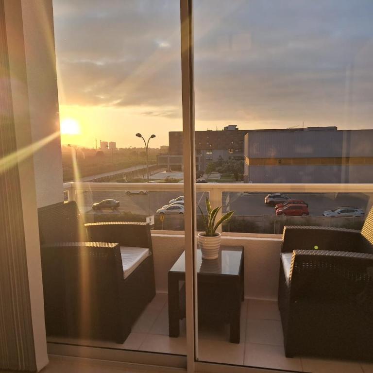Hermoso departamento a 5 minutos de playa - Three-Bedroom Apartment - 3