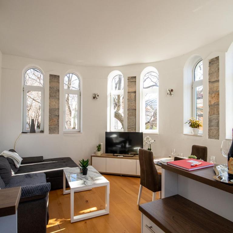 Kula Centar - Two-Bedroom Apartment - 21