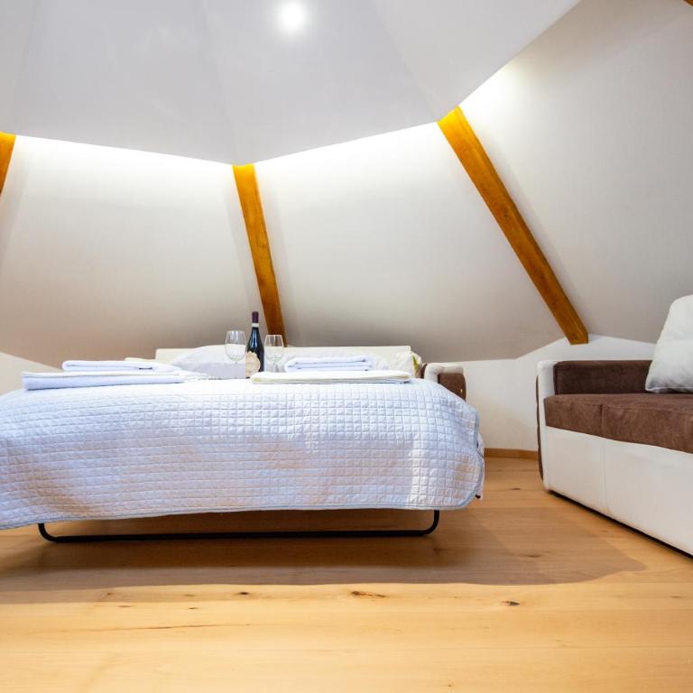 Kula Centar - Two-Bedroom Apartment - 34