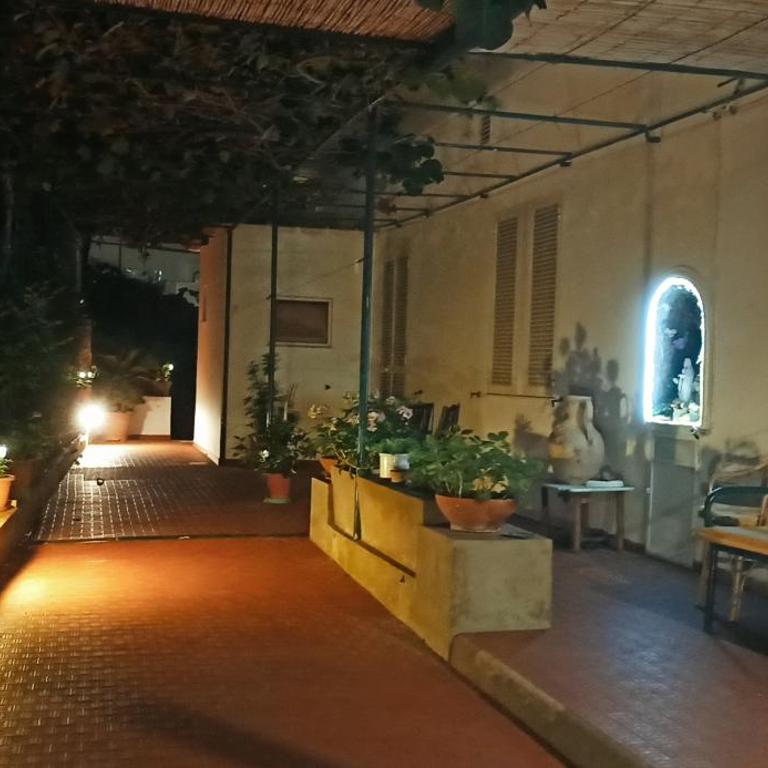 Villa dei fiori B&B - Camera Matrimoniale Deluxe con 1 Letto Supplementare - 20