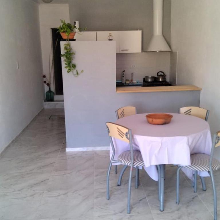 Rocco - One-Bedroom Apartment - 3